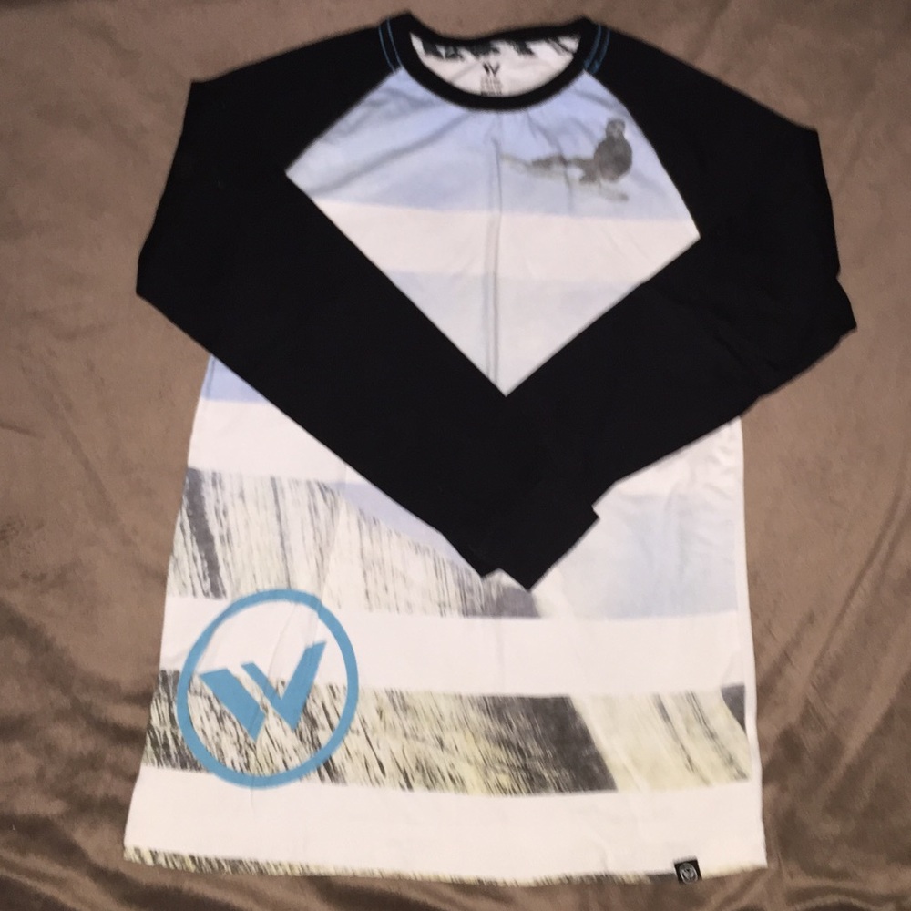Black and white snowboarding shirt